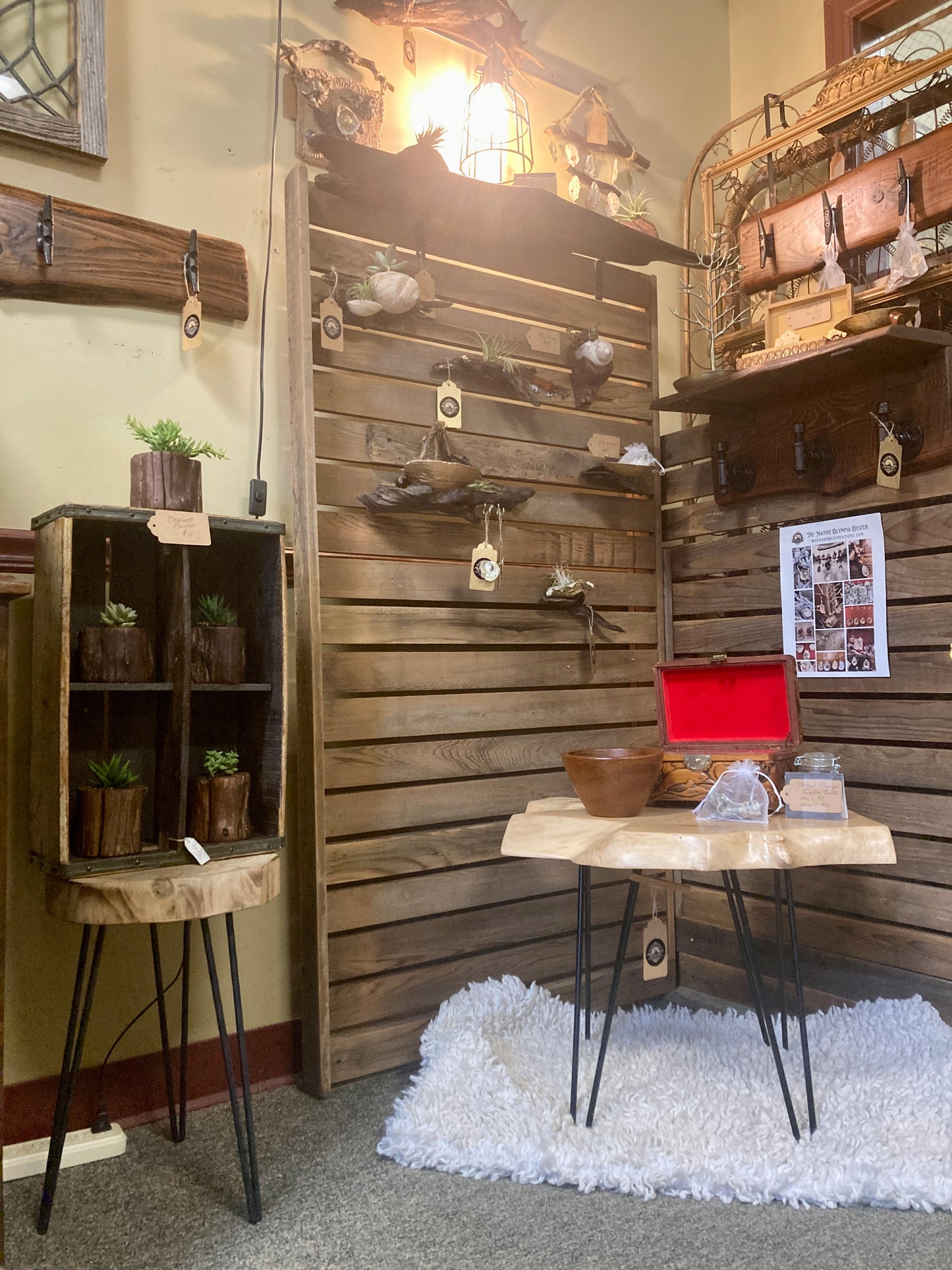 Live Edge with 4 Boat Cleats - Wall Mounted Rack