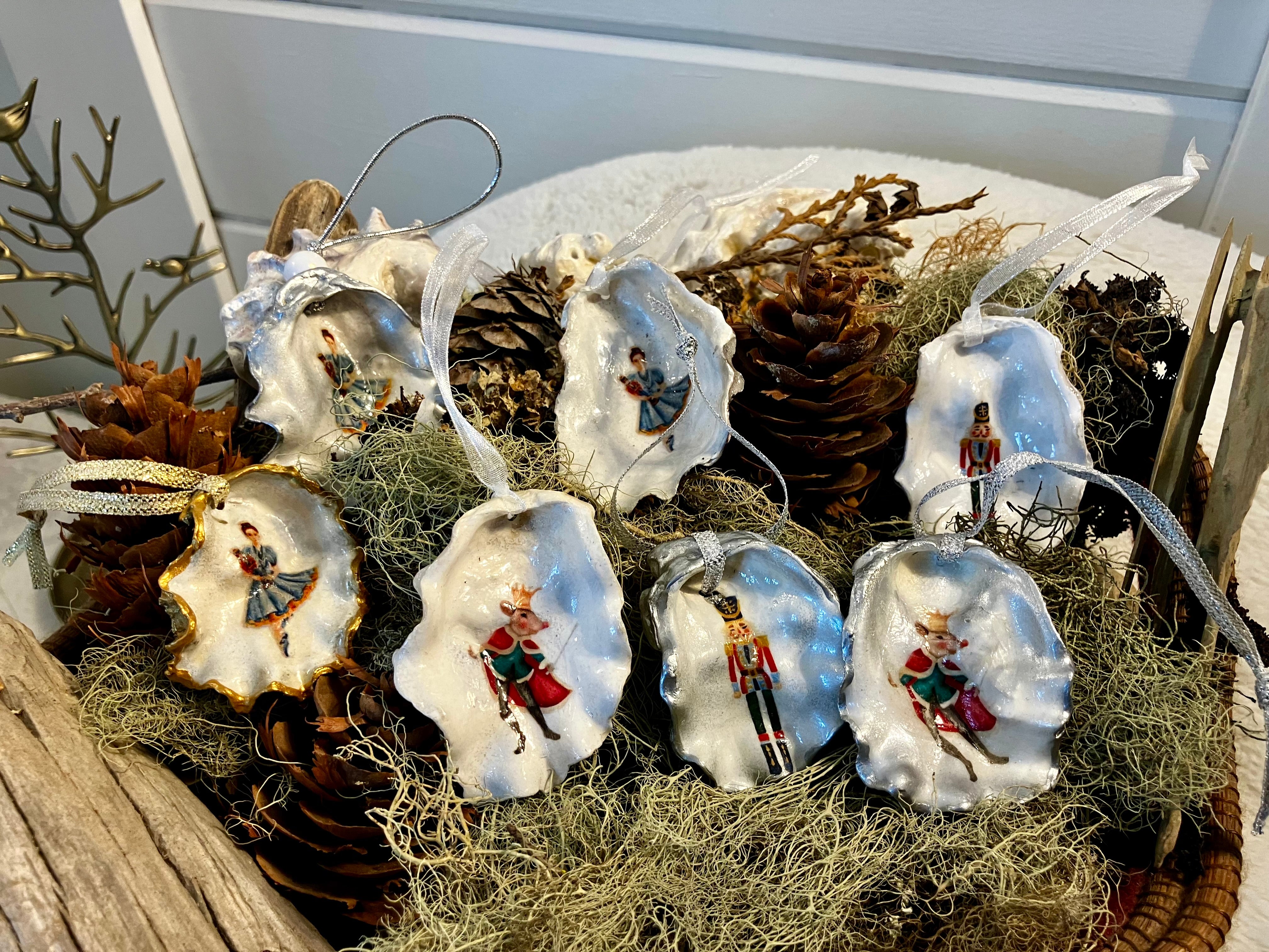 Outlets Nutcracker Oyster Ornament Set