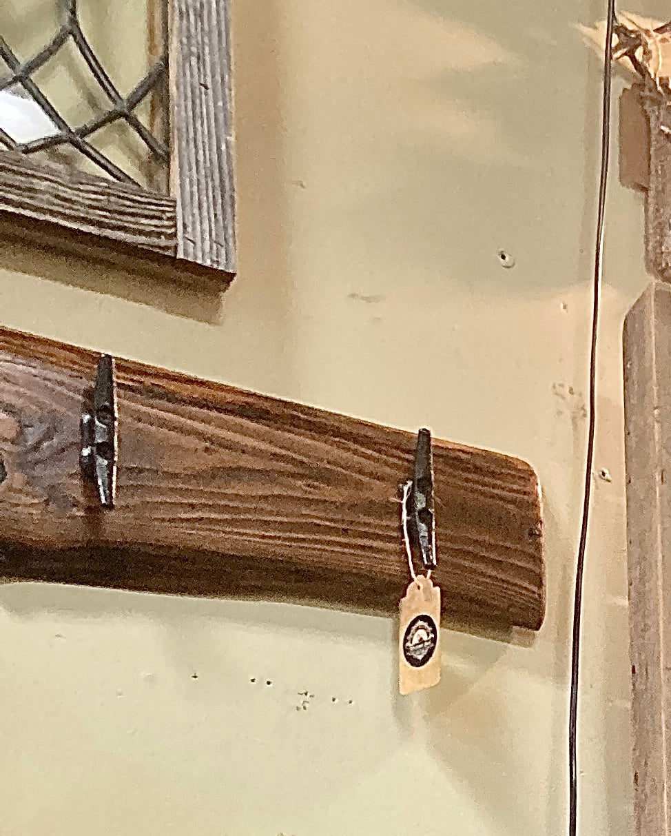 Howdy Partner! Live Edge Rack with Two Boat Cleats